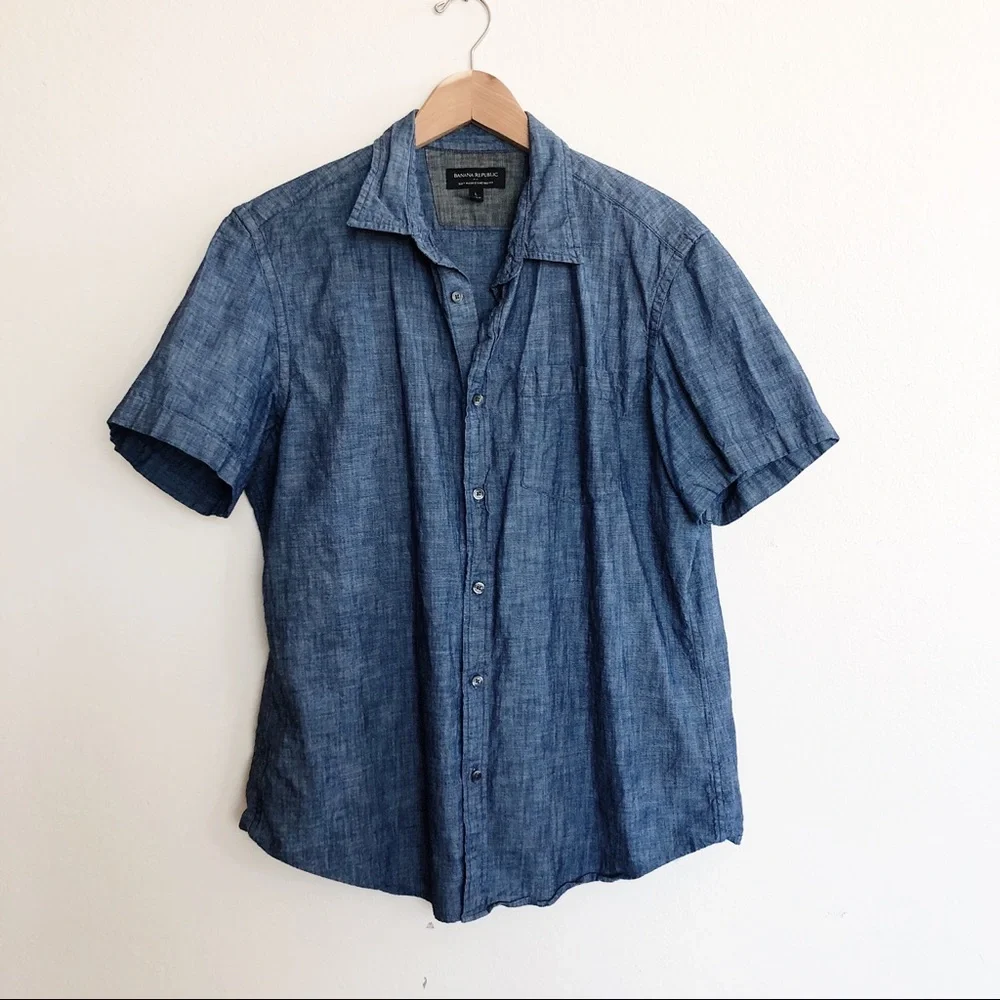 Banana Republic chambray button down shirt
